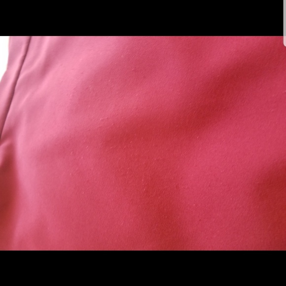 Red off the shoulder top - Picture 4 of 4